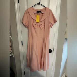 BNWT Elegant Vintage style Pink Midi Dress with Bow Detail